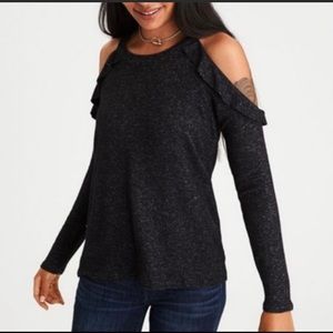 American Eagle soft & sexy cold shoulder M
